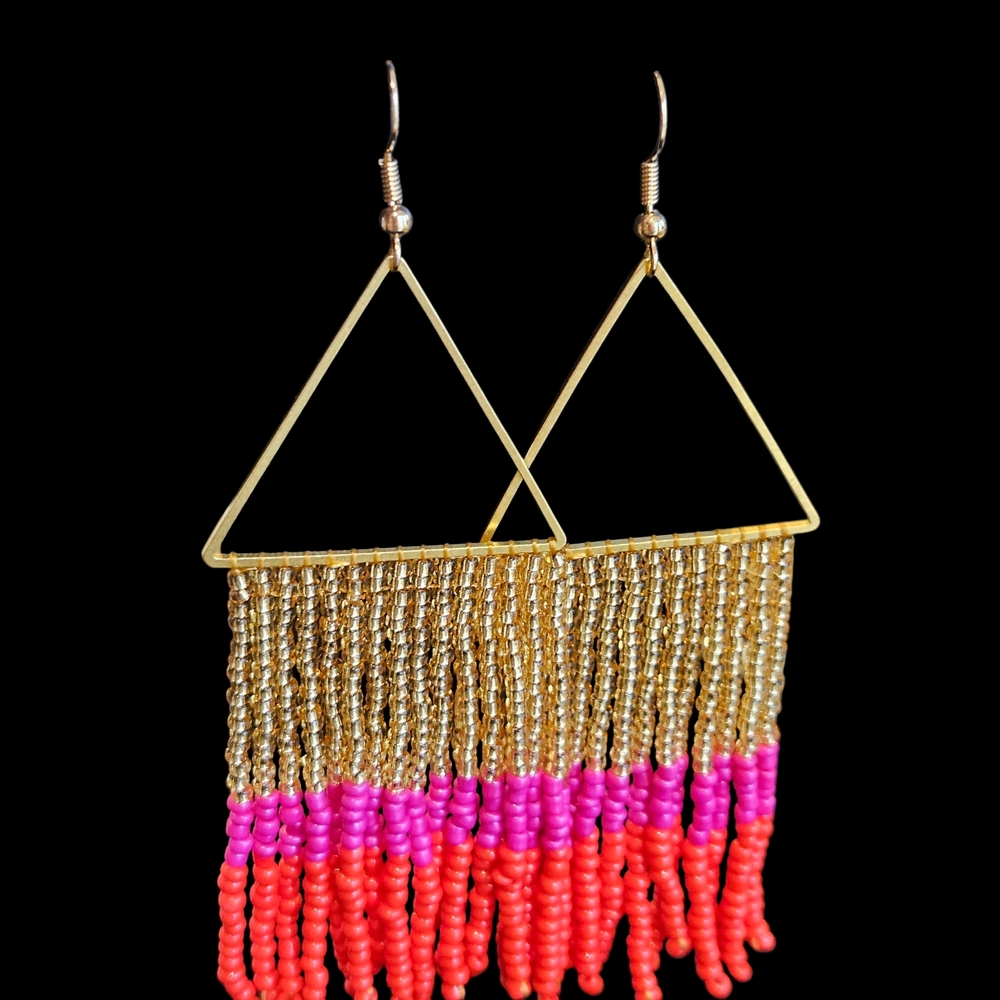 NWT - Handmade Gold and Pink Beaded Triangle Earrings - Picture 6 of 12